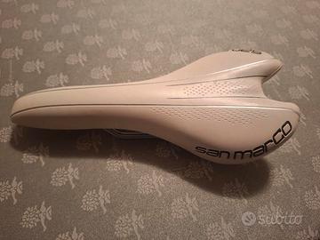 Sella per bici da corsa