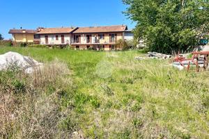 TER. RESIDENZIALE A CAPRINO VERONESE