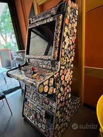 cabinato anni 90 con 3000 giochi