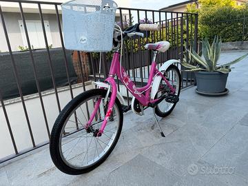 Bicicletta bambina megabike 20’’ con cestino BTwin