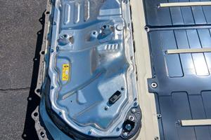 Batteria tesla model y 2023