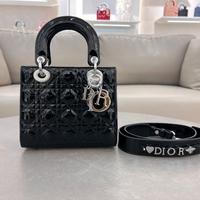 Borsa Dior Lady in vernice a quattro griglie