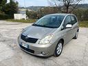 toyota-corolla-verso-2-0-tdi-d-4d