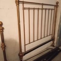 Letto antico in ottone