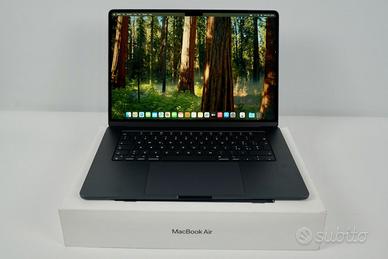 macbook Air 15 p anno 2023 CPU M2 8GB HD 250 GB