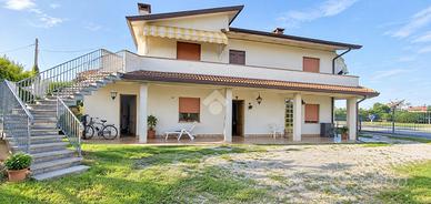CASA INDIPENDENTE A LORIA