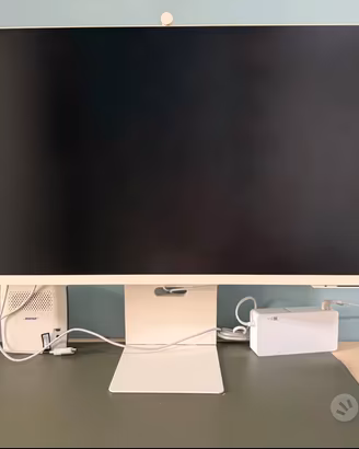 Samsung Smart Monitor M8 32” 4K UHD con webcam