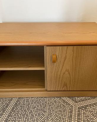 Mobile in legno con anta