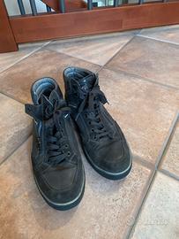 Scarpa sportiva uomo misura 43