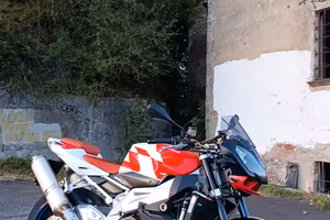 Aprilia Tuono 1000 R