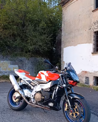 Aprilia Tuono 1000 R