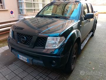 Nissan navara D40
