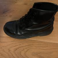 Stivale Anfibio, Dottor Martens