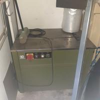 reggiatrice per legare pacchi, a banco