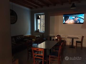 Bar tabacchi con annessa cucina