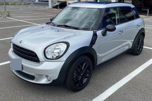 MINI COUNTRYMAN 2.0 DIESEL 2014 – FULL OPTIONAL
