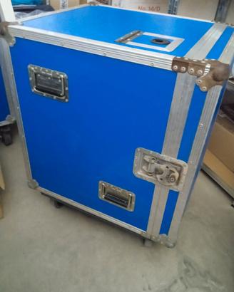 Flight case misure 76x57x51 cm Usato