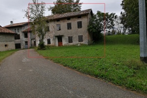 Due rustici da ristrutturare