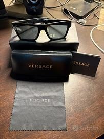 Occhiali da sole Versace, originali con custodia