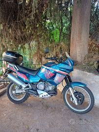 Yamaha XTZ 750