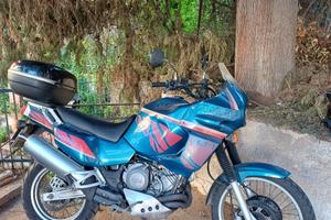 Yamaha XTZ 750