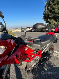 Ducati Hypermotard 796 patente A2