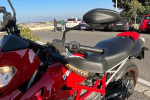 Ducati Hypermotard 796 patente A2