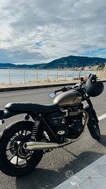 Triumph Street Twin 900 2021