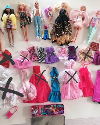 Barbie con vestiti e scarpe