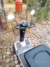 Scooter Elettrico Per anziani/disabili