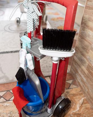 Carrello pulizie piu' aspirapolvere bosh