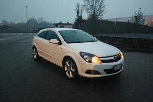 OPEl ASTRA GTC