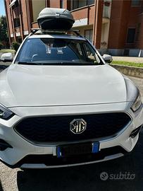 Mg luxury zs