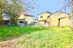 CASA SEMINDIPENDENTE A POZZOLO FORMIGARO