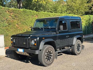 Land Rover Defender 2009
