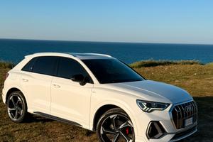 Audi Q3 - 2019 - S.line interno ed esterno