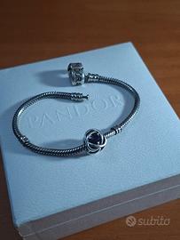 Charm Pandora Cerchio eterno viola 