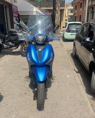 Piaggio Beverly 400 Sport