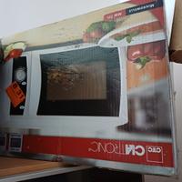 Forno microonde nuovo