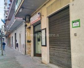 Ufficio - Negozio ad uso commerciale C/1
