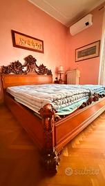 Camera da letto completa in legno massello