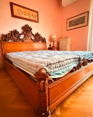 Camera da letto completa in legno massello