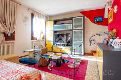 PORZIONE DI BIFAMILIARE A CALDOGNO