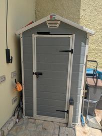 Casetta da giardino Keter Manor 4x3(con Extra)