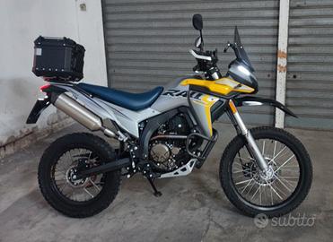 Enduro 300 Rally (Voge) come nuova - scarico Mass