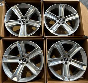 4 cerchi lega audi q8 r20 lt002204