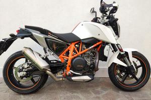 KTM 690 Duke - 2012