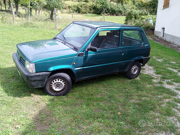 Fiat Panda 1992 con gomme e cerchioni invernali