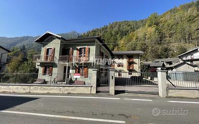 Casa indipendente a Valprato Soana Via Roma