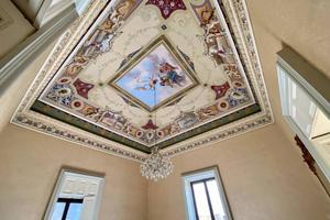 Appartamento di 270 m² con più di 5 locali a Catan